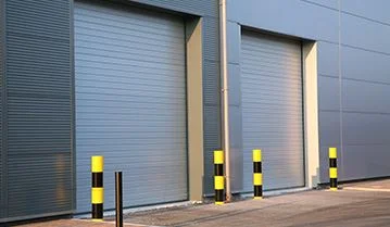 Commercial overhead garage doors